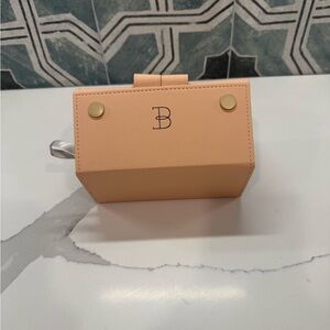 Boshku Hanging Jewelry Organizer. Light Pink. Never Used. Grey Velvet Interior.